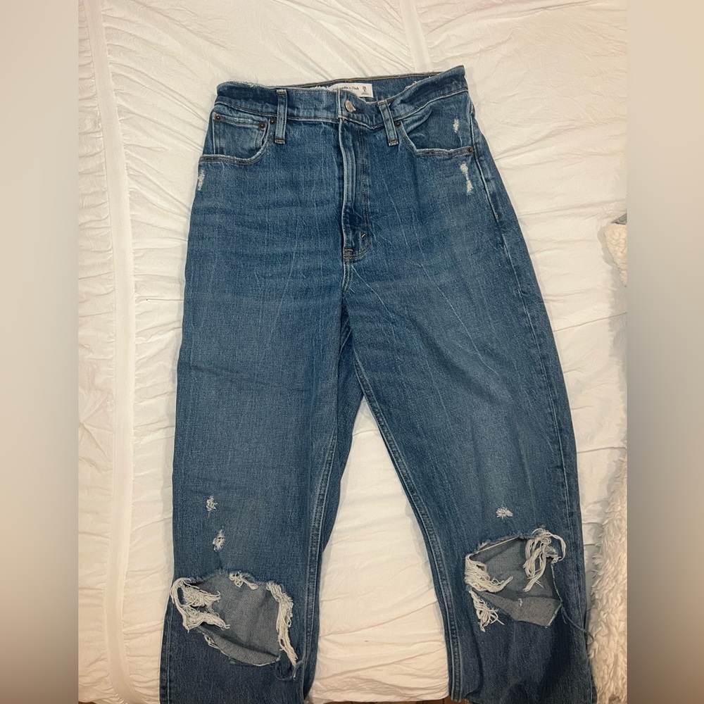 Abercrombie and Fitch the 90’s Straight Ultra High Rise Jeans